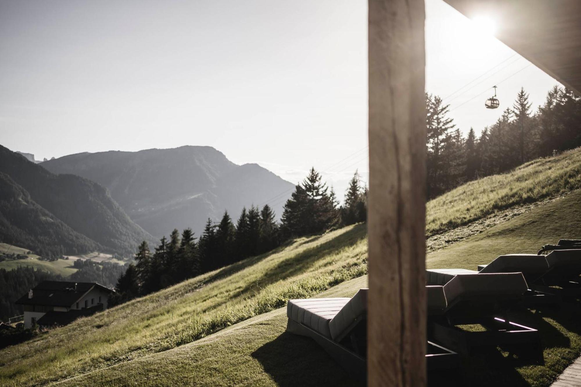 Luxury Chalet Vilaiet Ortisei Exterior foto